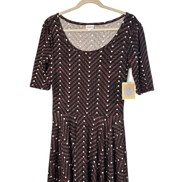 NWT Lula Roe Ladies Soft Stretchy - Comfy Scoop Neck Burgundy Dress Size Medium - Picture 3 of 8